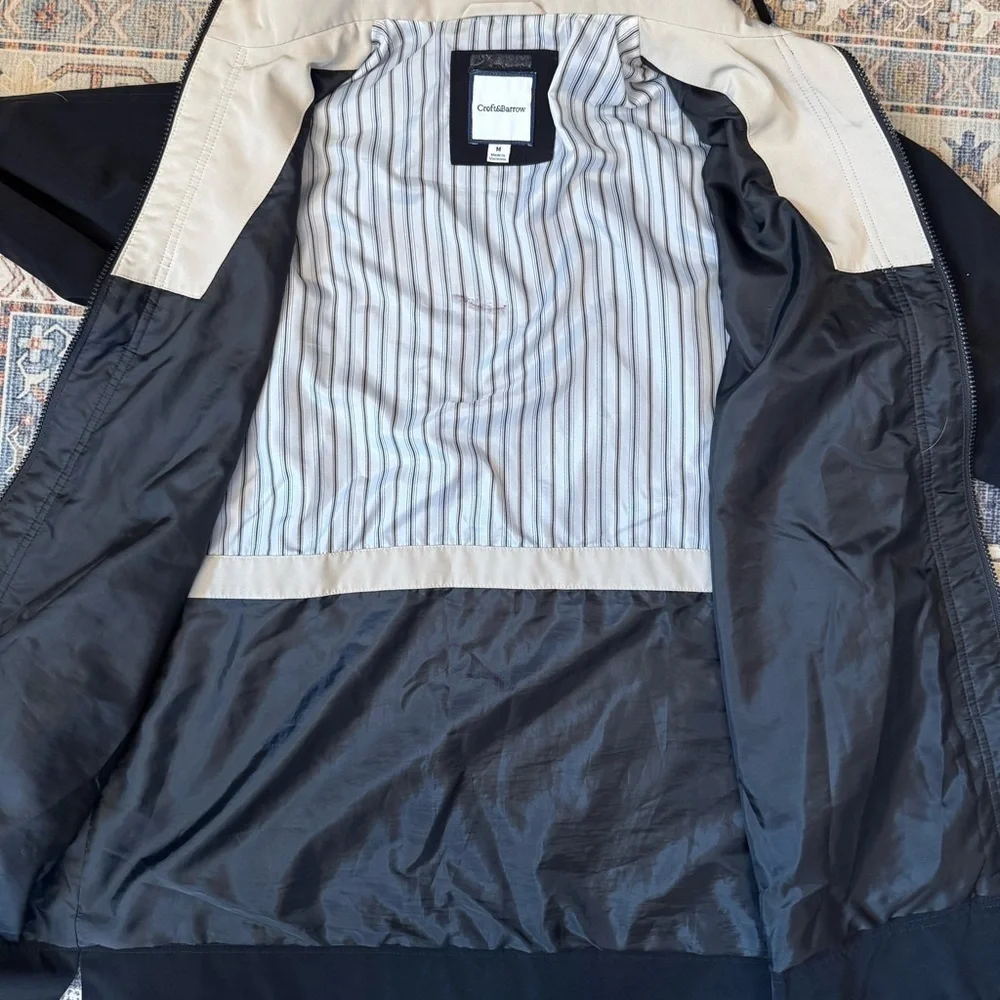 Croft & Barrow Black Winter Coat Cream Lined Neckline & Hood Women’s Size Medium